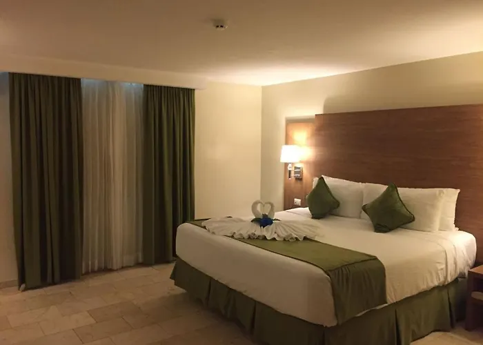 Hotel Suites Ambassador