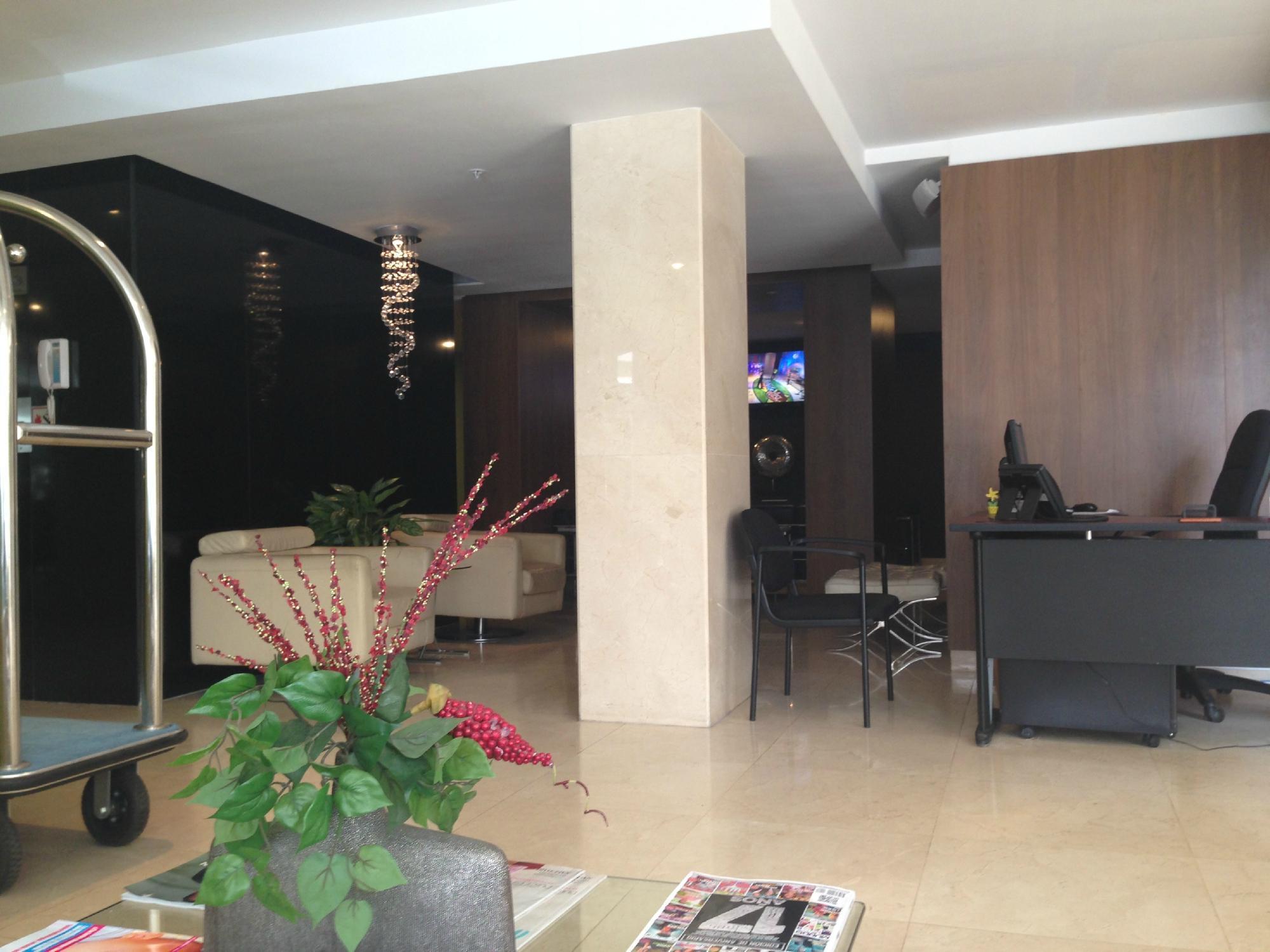 Ambassador Hotel 3*