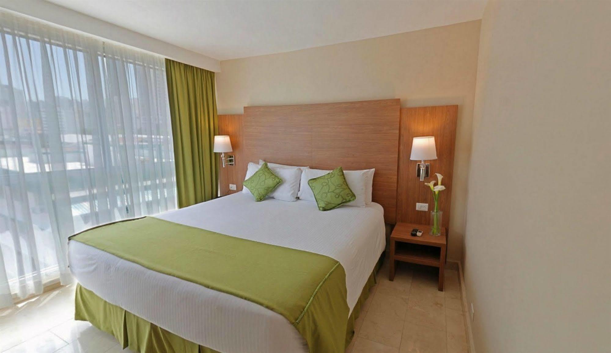Hotel Ambassador 3*